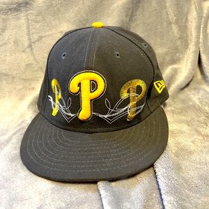 Philadelphia Phillies MLB New Era 59FIFTY Yellow Gray Fitted Size 7 Baseball Cap